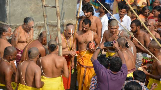 HH Swamiji Visited Gummalladoddi