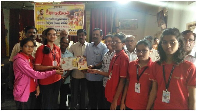 Bhagavad-Gita-knows-no-religion-fact-proven-by-the-studentss