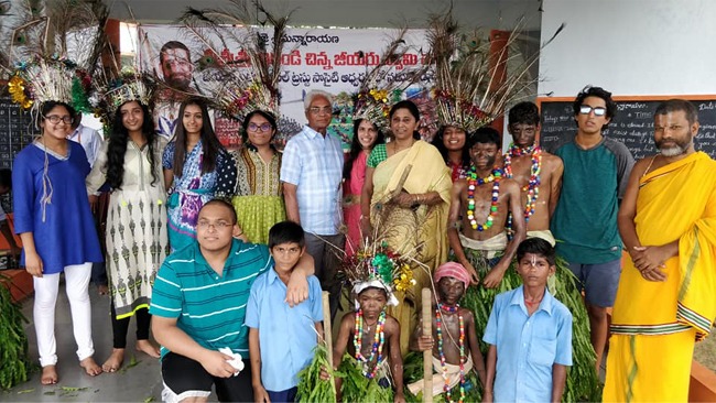NRI Students from Atlanta spend happy times with Jeeyar Gurukulam Students