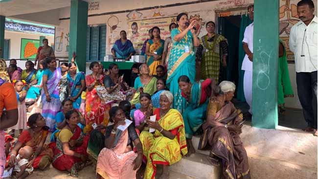 Mahila Arogya Vikas camp conducted by Panchavati Team and Mahabubnagar VT at Kondapally GADWAL
