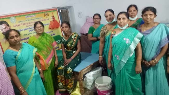 Mahilaarogya Vikas Gudimalkapur conducted Medical Camp at Hasnadh Manchiriyalla