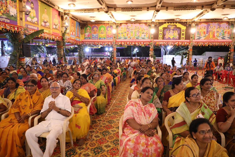 Swamiji graces Guntur - Audience