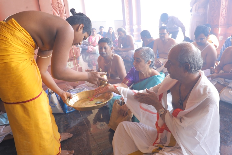 performing-srardha-blocks-the-departed-soul-from-attaining-moksha