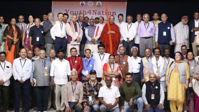HH Chinna Jeeyar Swamiji Graces the Inaugural Ceremony National Conclave – Youth4Nation 2025