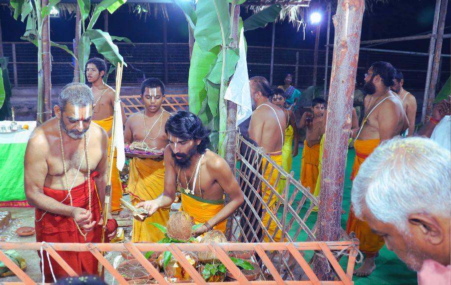 Sri Vighna Vimochaka Hanuman Prana Pratishta Mahotsavam begins at Vijayakiladri