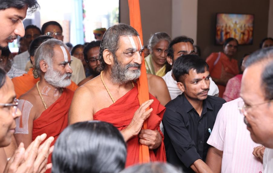 Grand Welcome to HH ChinnaJeeyar Swamiji in Vrindavan