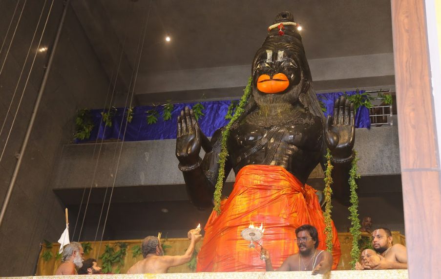 Sri Vighna Vimochaka Hanuman Mandala Abhisheka Mahotsavam Sri Chinna Jeeyar Swamiji