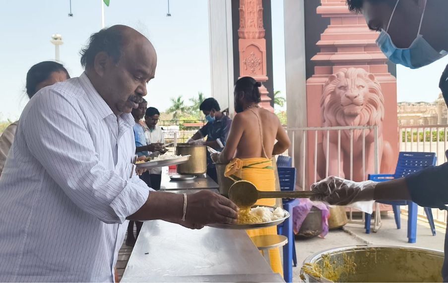 Tadiyaradhana at Statue of Equality
