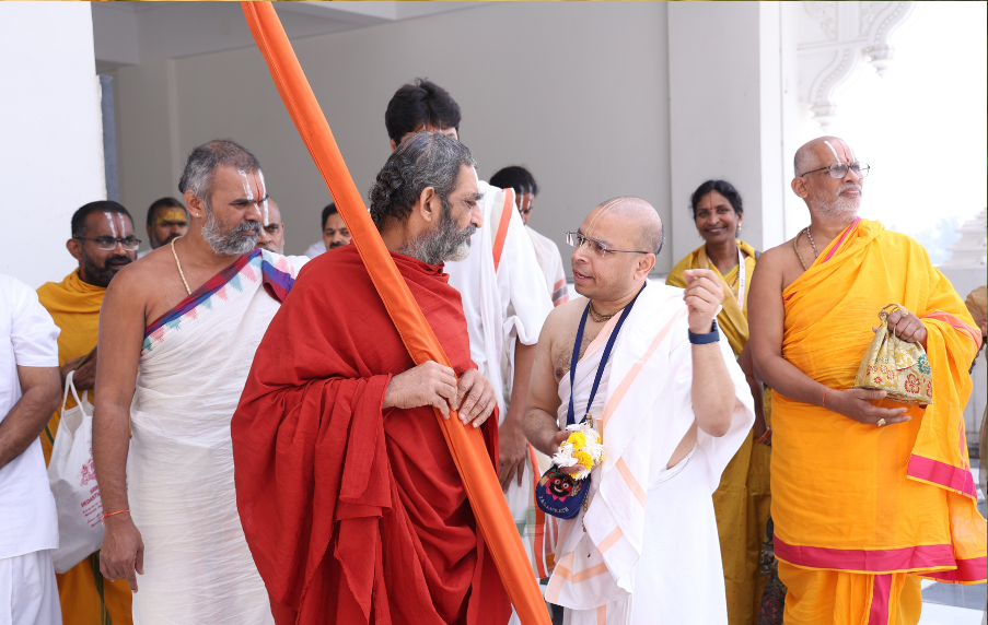 Swamiji’s Visit to Vrindavan Chandrodaya Mandir