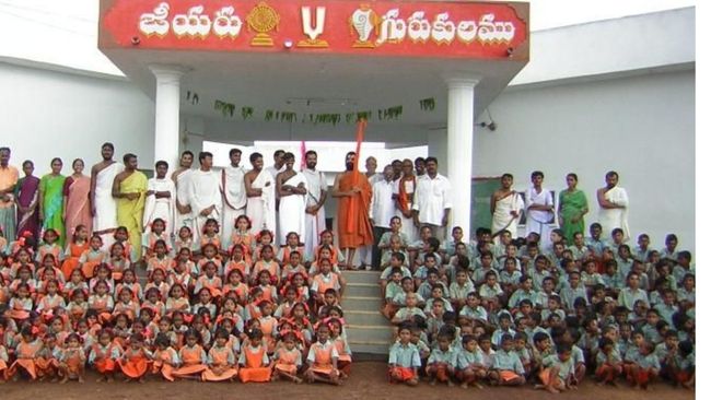 2004