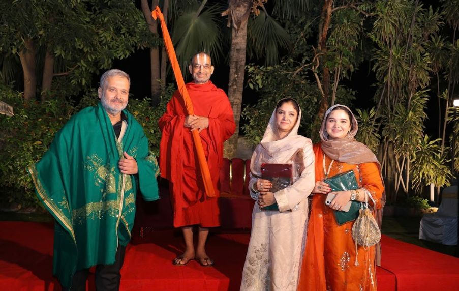 HH Chinna Jeeyar Swamiji Graces the 60th Birthday Celebration of Rahim Saifee